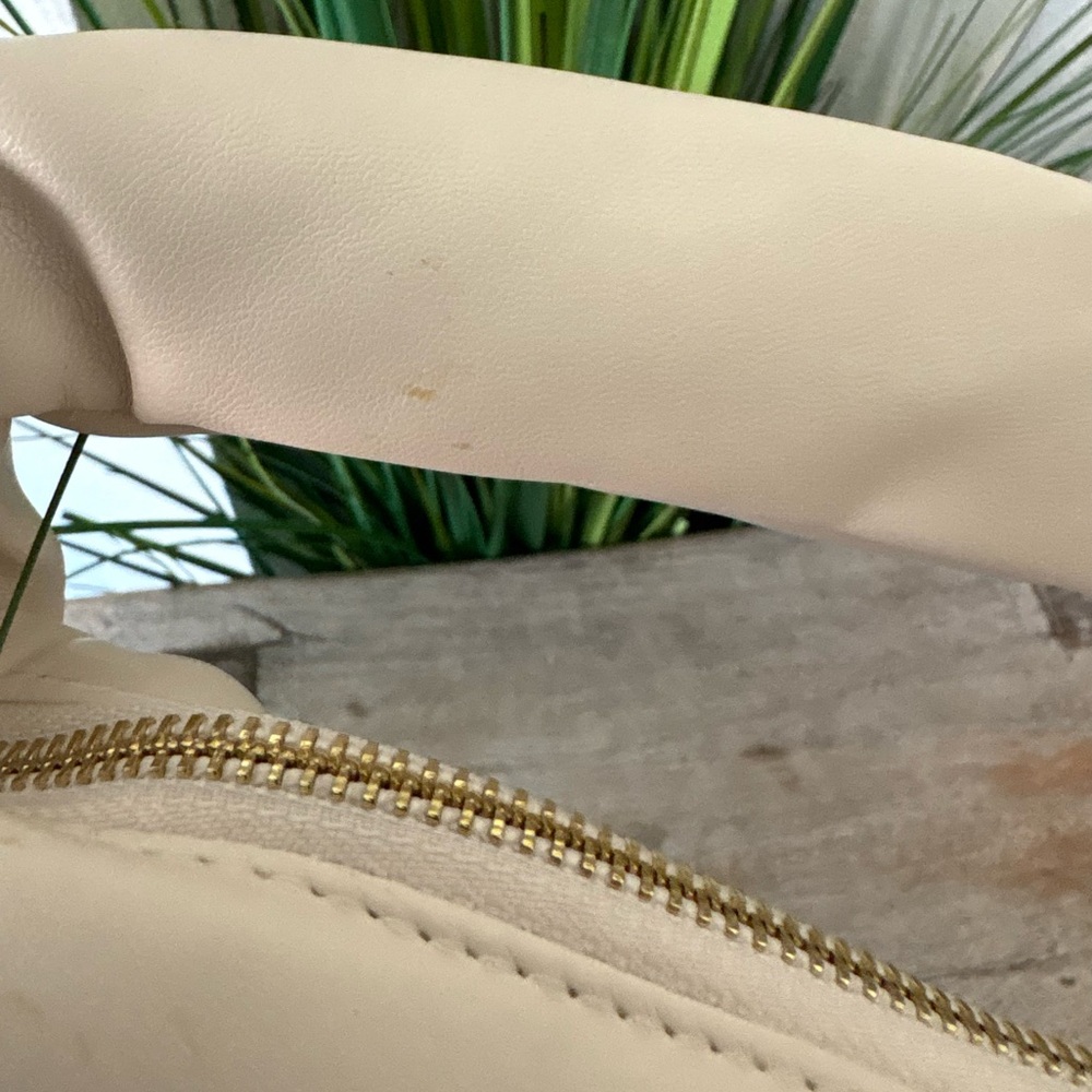 Melie Bianco Cream Hobo Bag - Picture 4 of 9